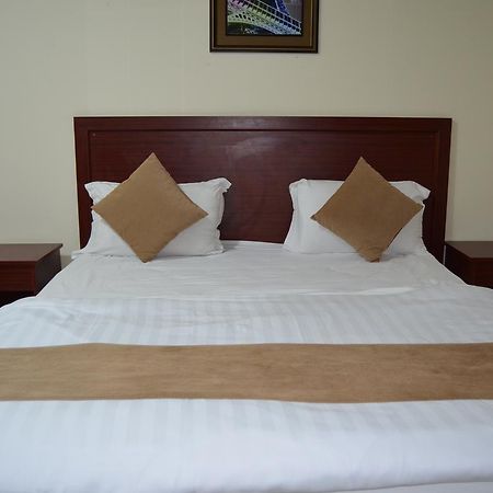 Layale Alnile Aparthotel Dammam Exterior foto